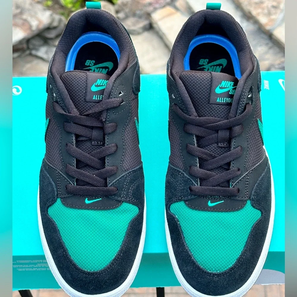 NEW Nike SB Alleyoop (Black / Green) - Mens US 10 | Womens US 11.5